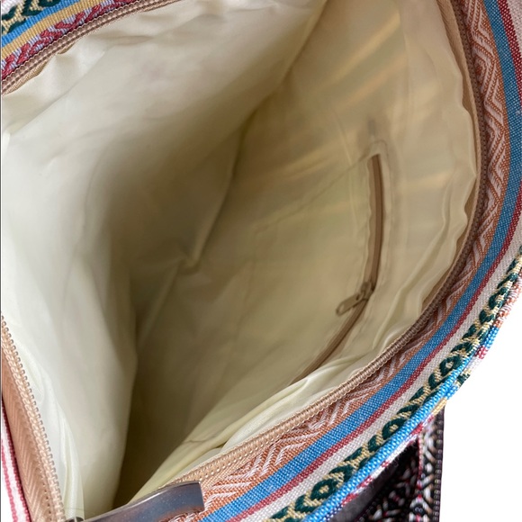 NEW vibrant bag with strap small bag b front - Picture 2 of 3